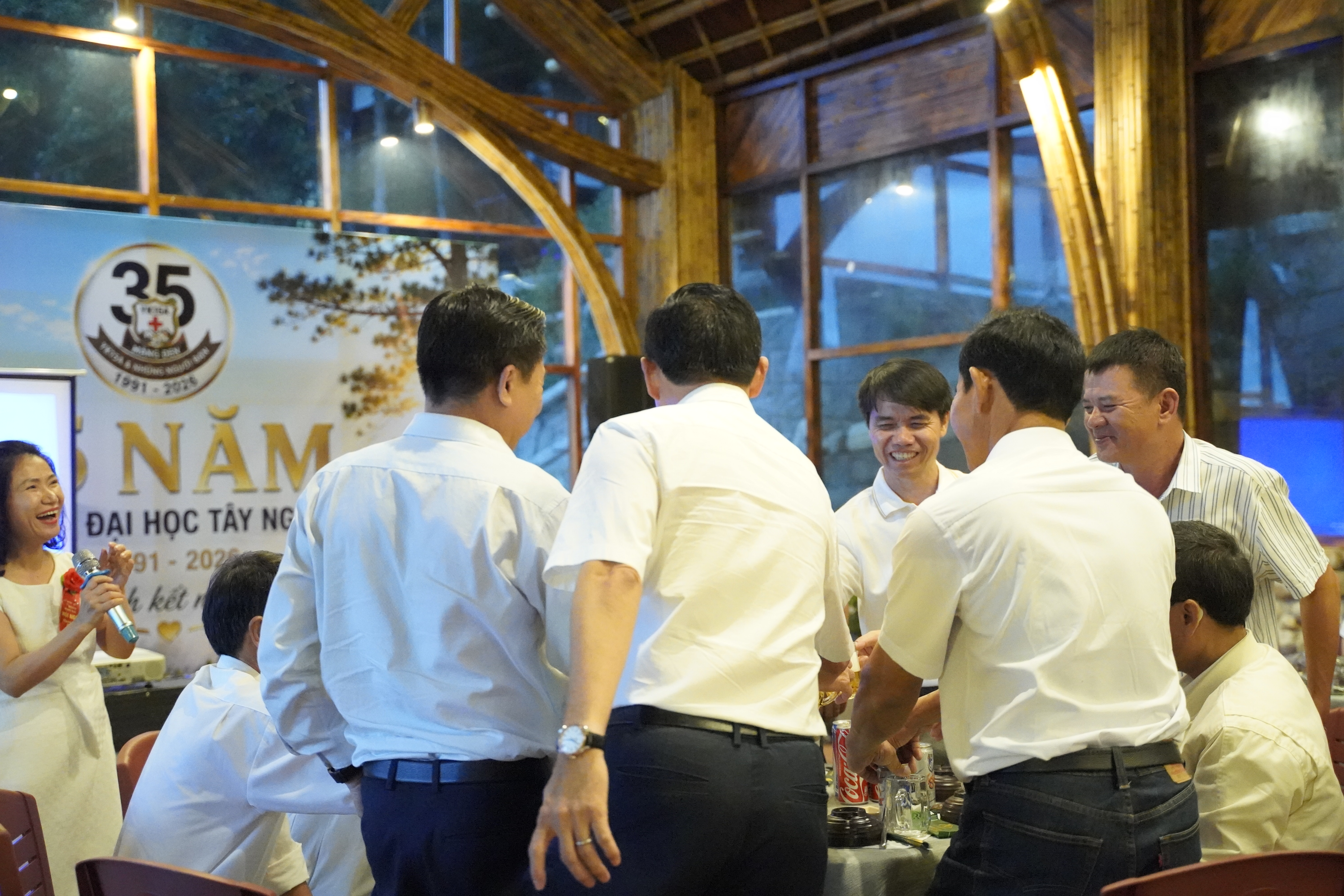 Gala Dinner Bên Hồ Giữa Thiên Nhiên Măng Đen - 3